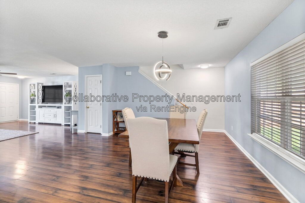 Gallery Image 17