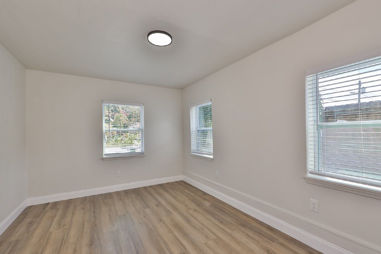 Gallery Image 17