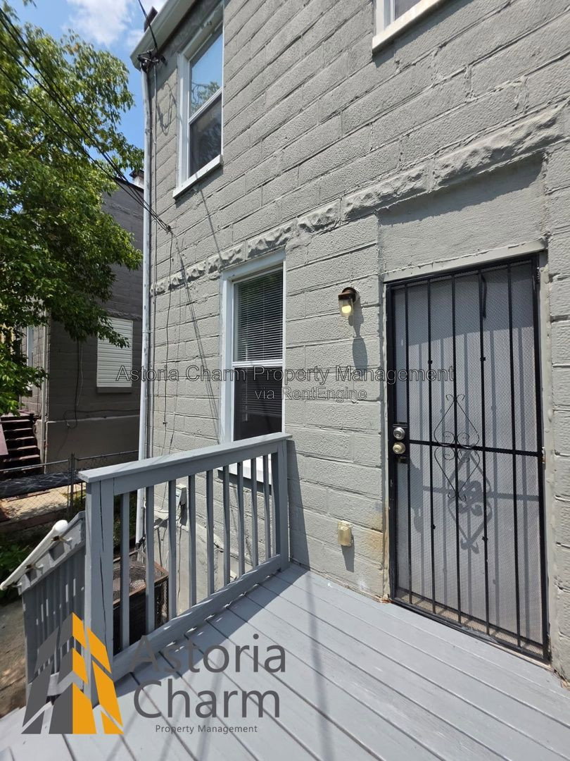 Gallery Image 36