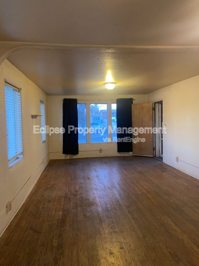 Gallery Image 12