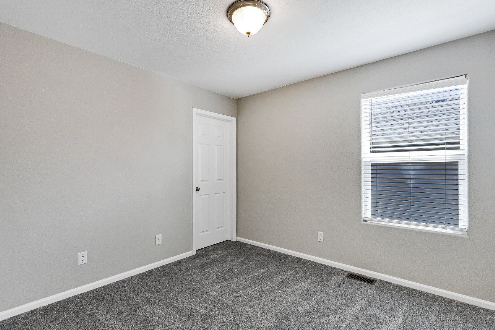 Gallery Image 19