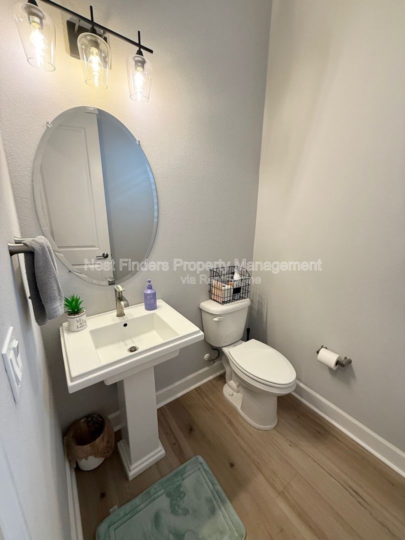 Gallery Image 16