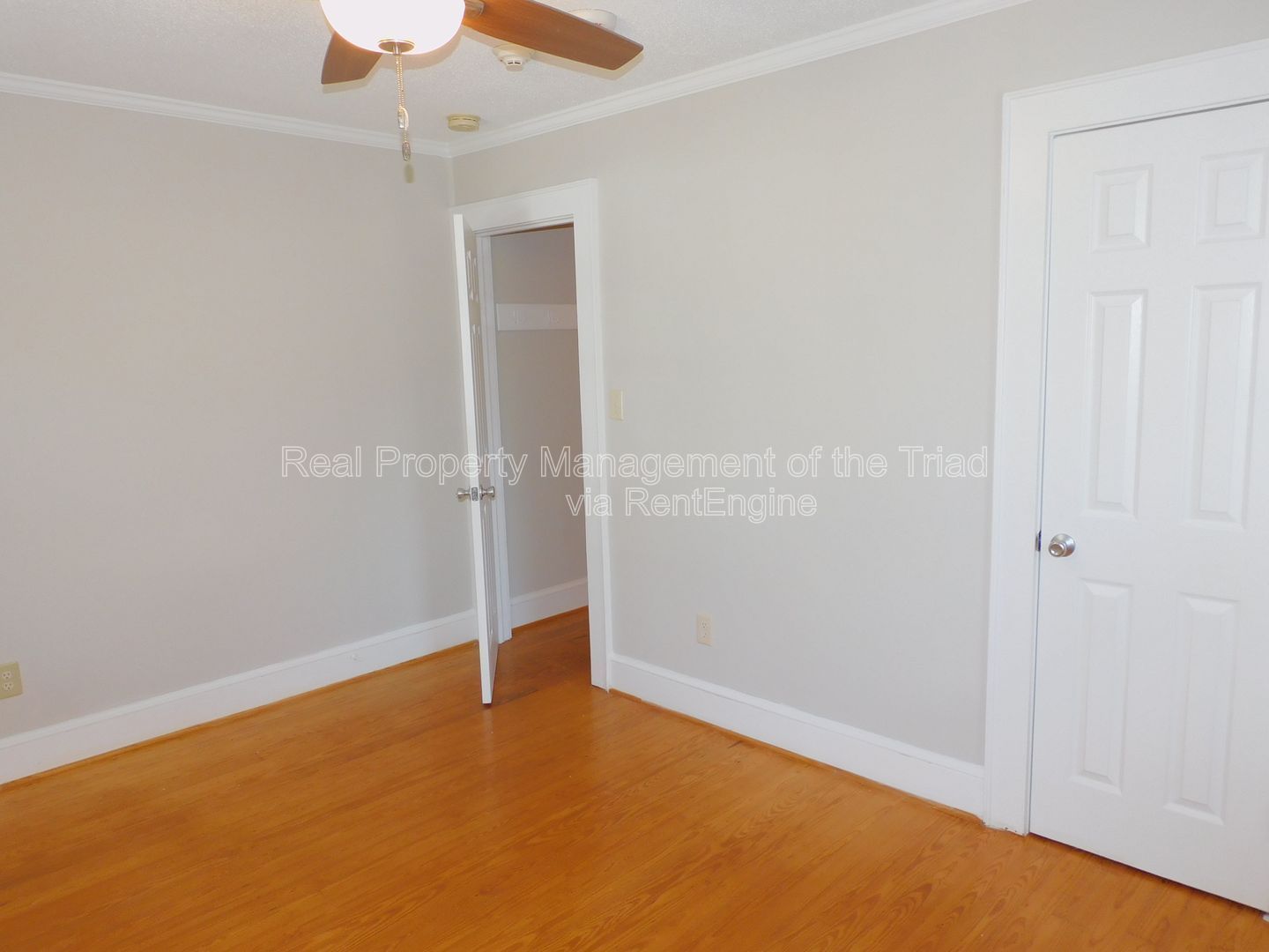 Gallery Image 19