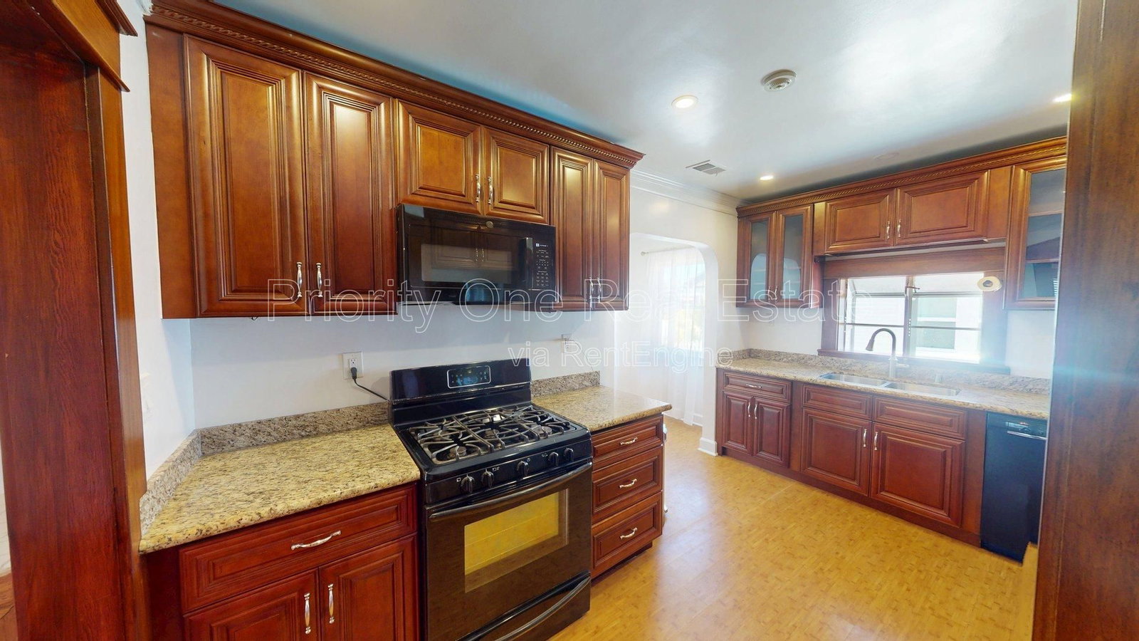 Gallery Image 9