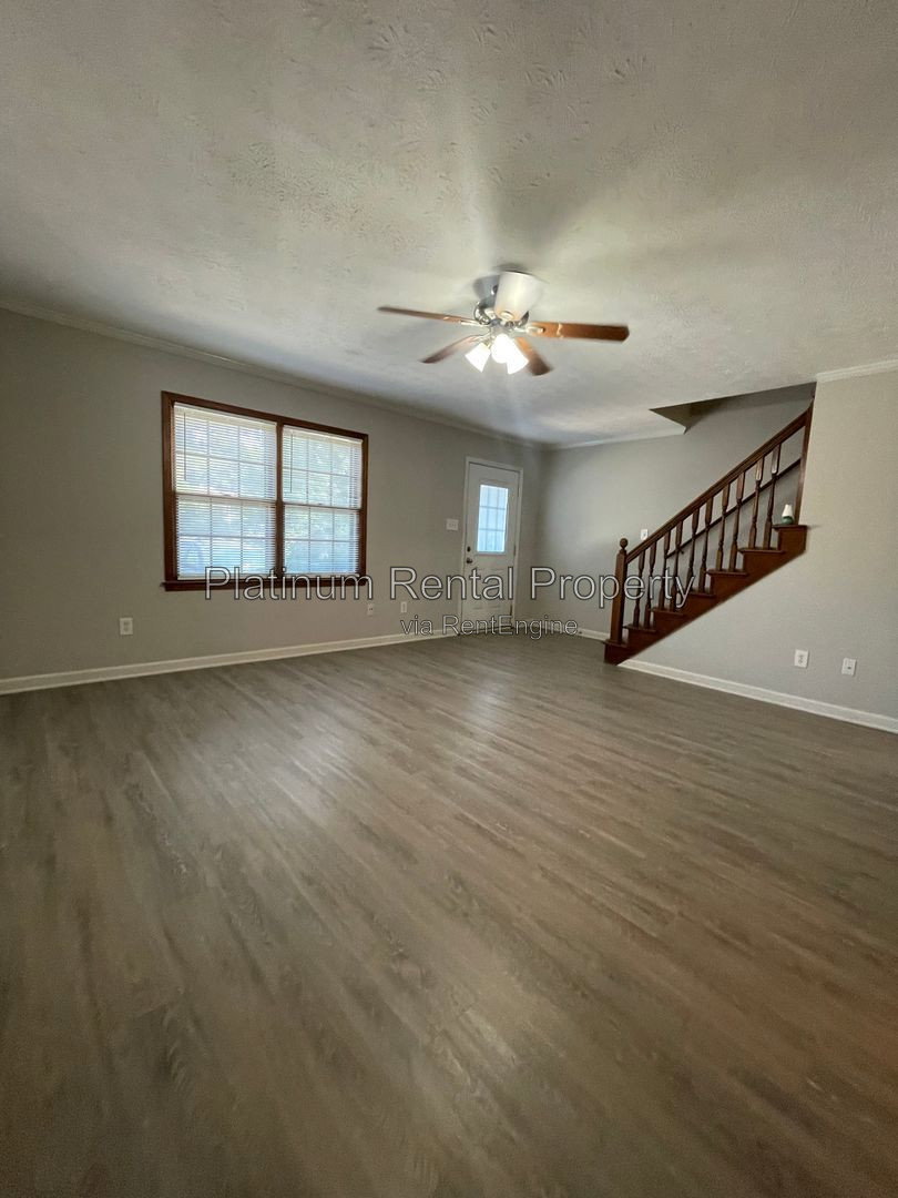 Gallery Image 15