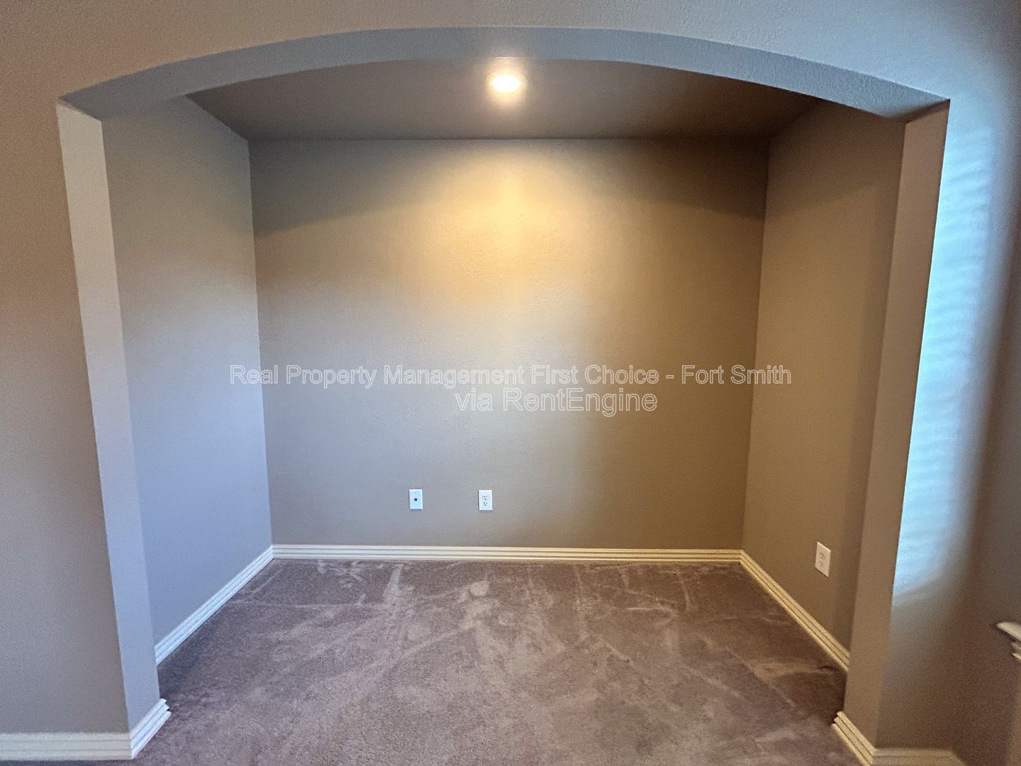 Gallery Image 19