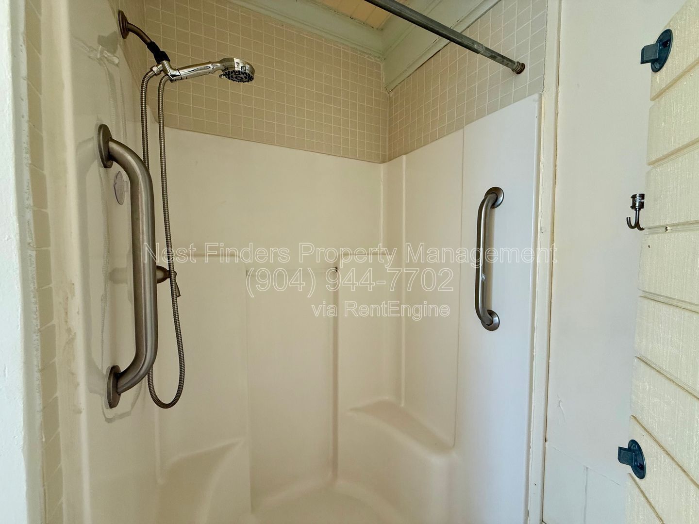 Gallery Image 16