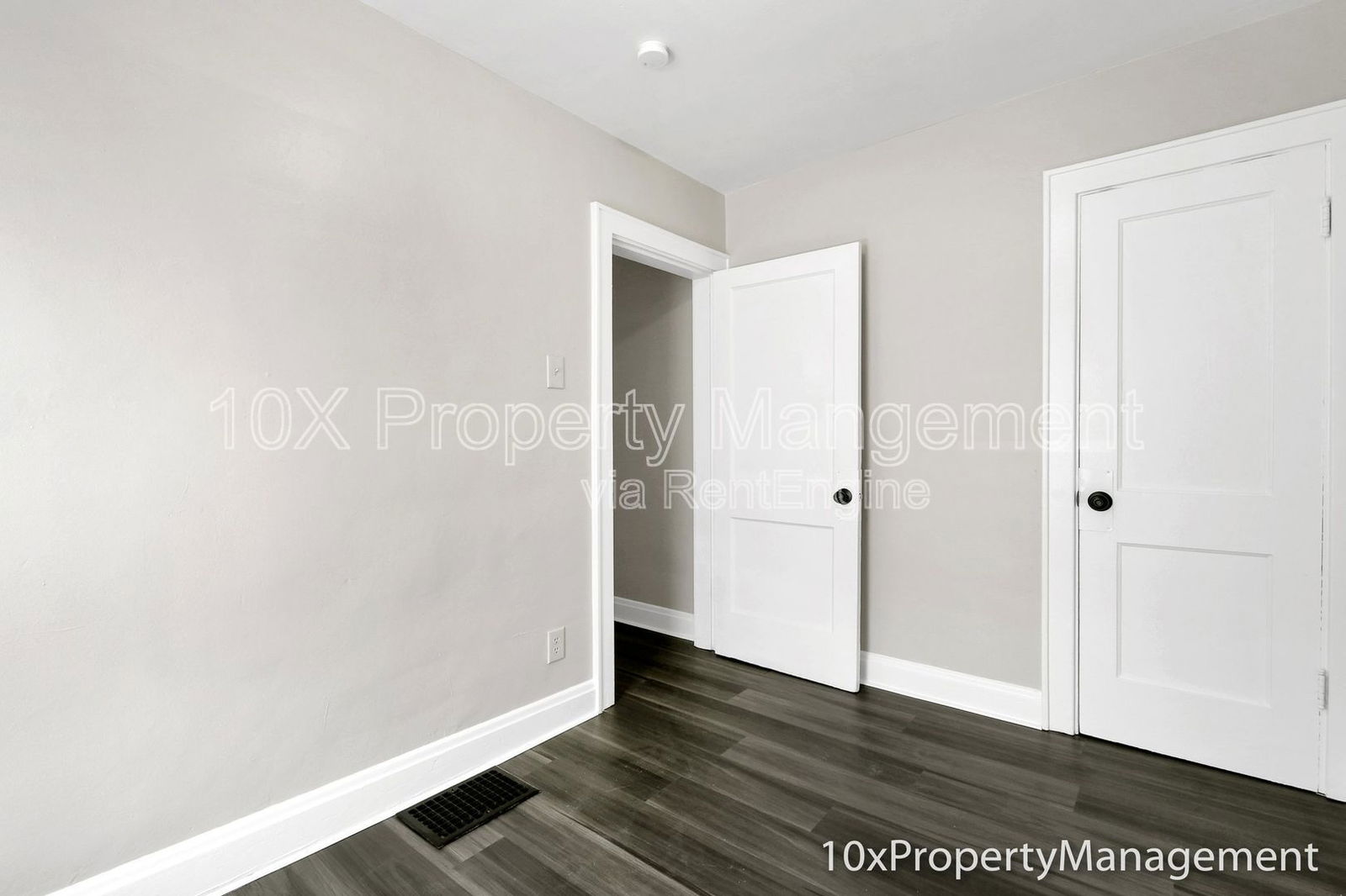 Gallery Image 15