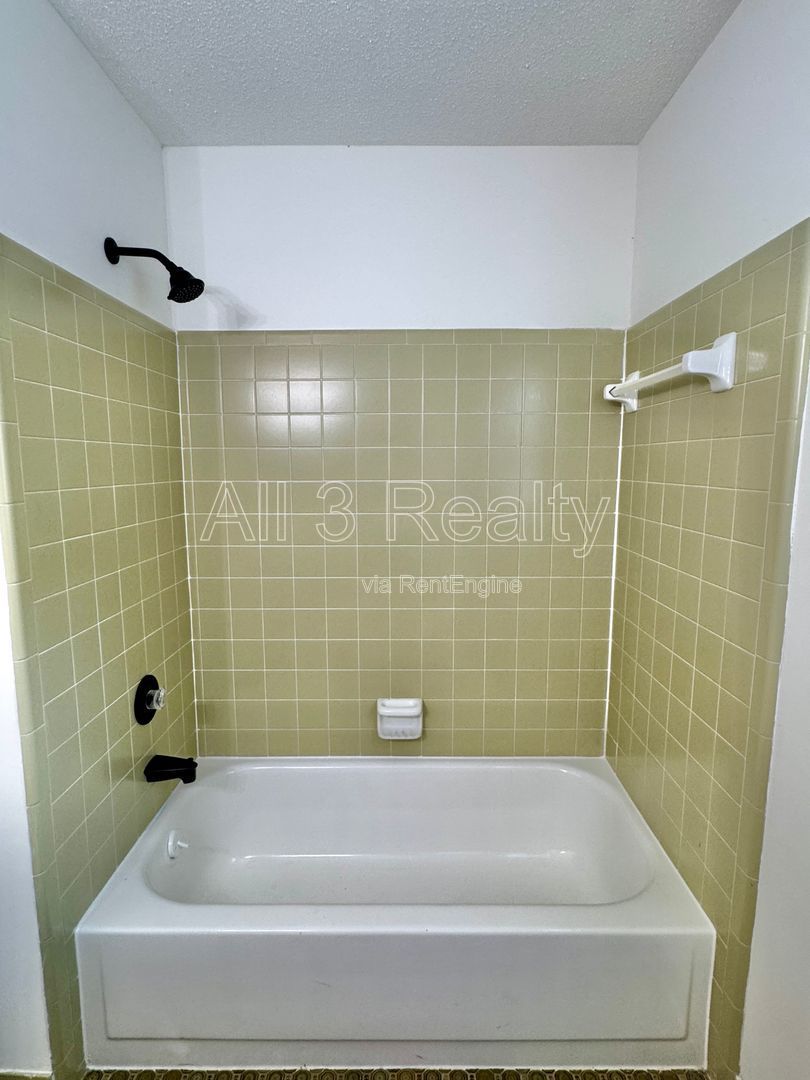 Gallery Image 27