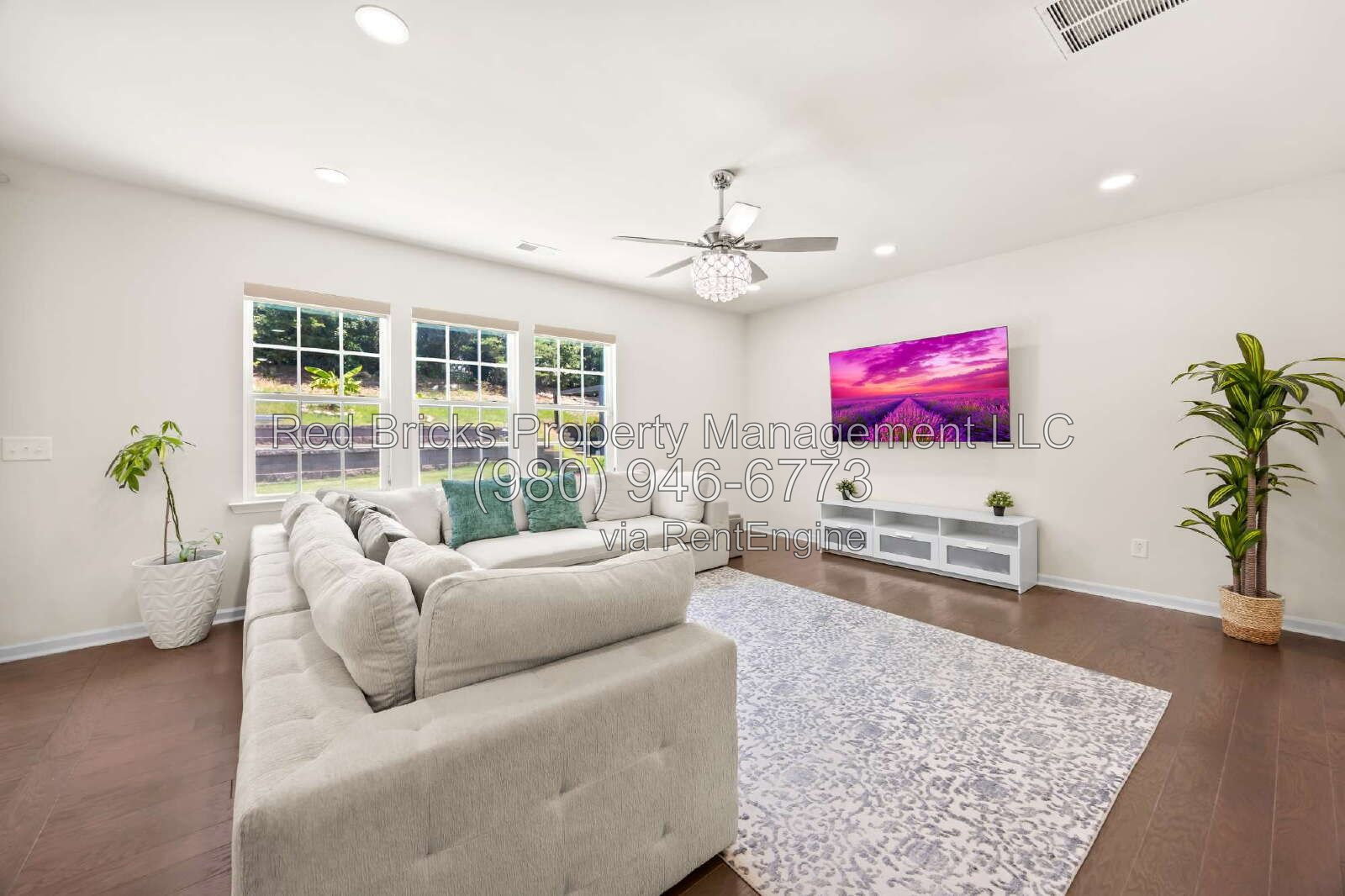 Gallery Image 14