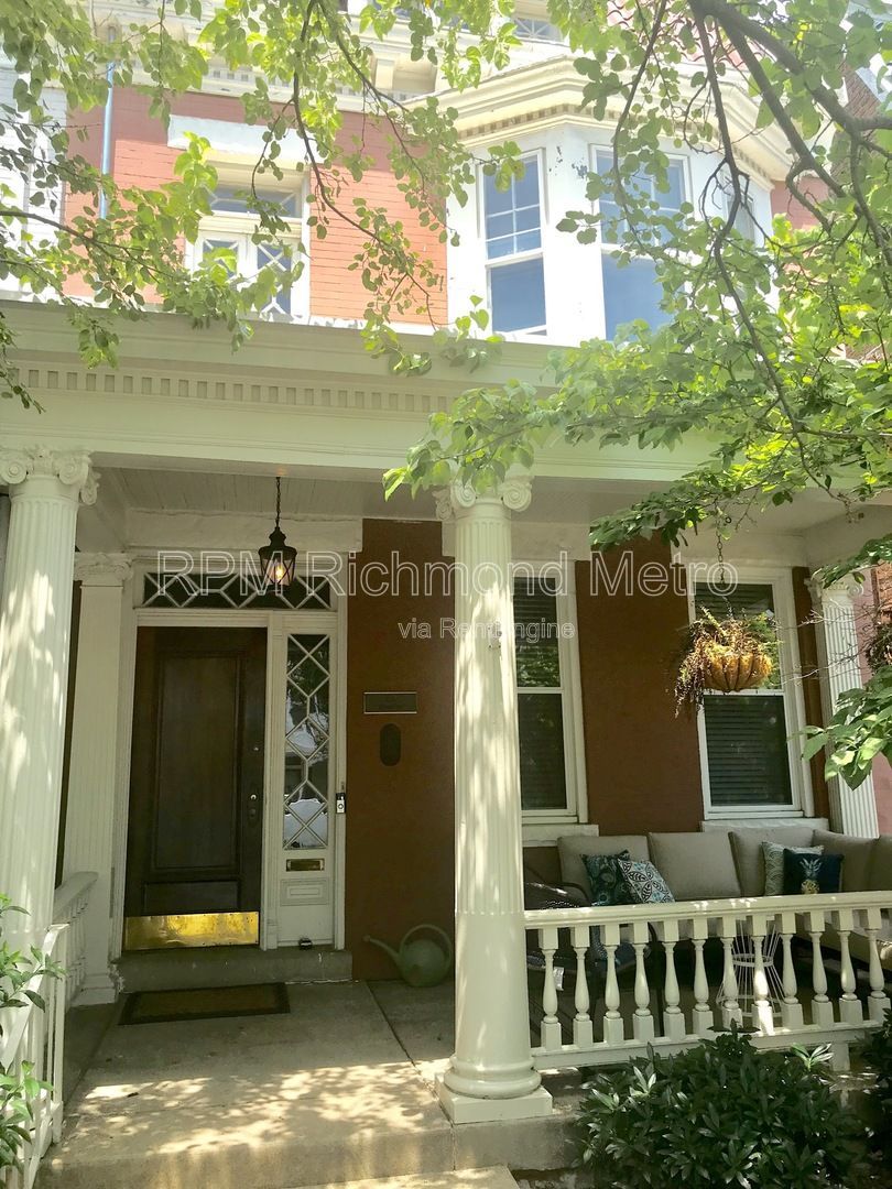 Gallery Image 0