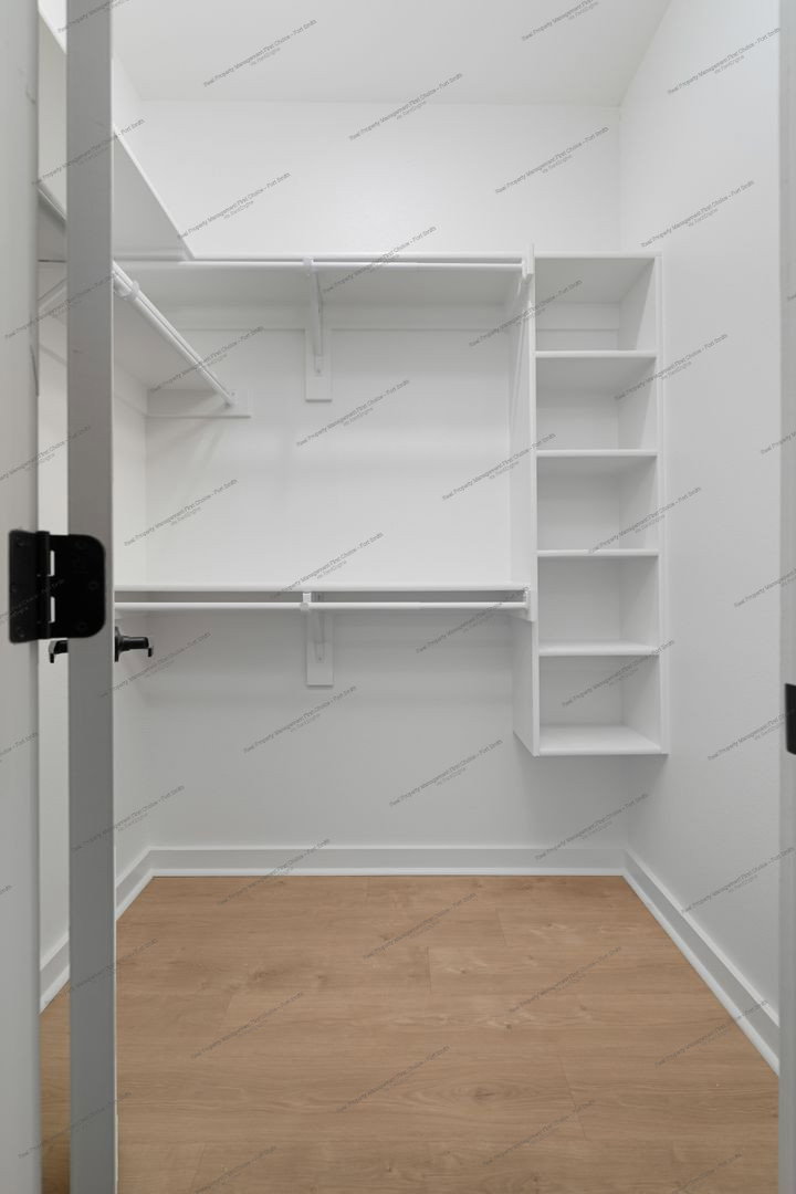 Gallery Image 18