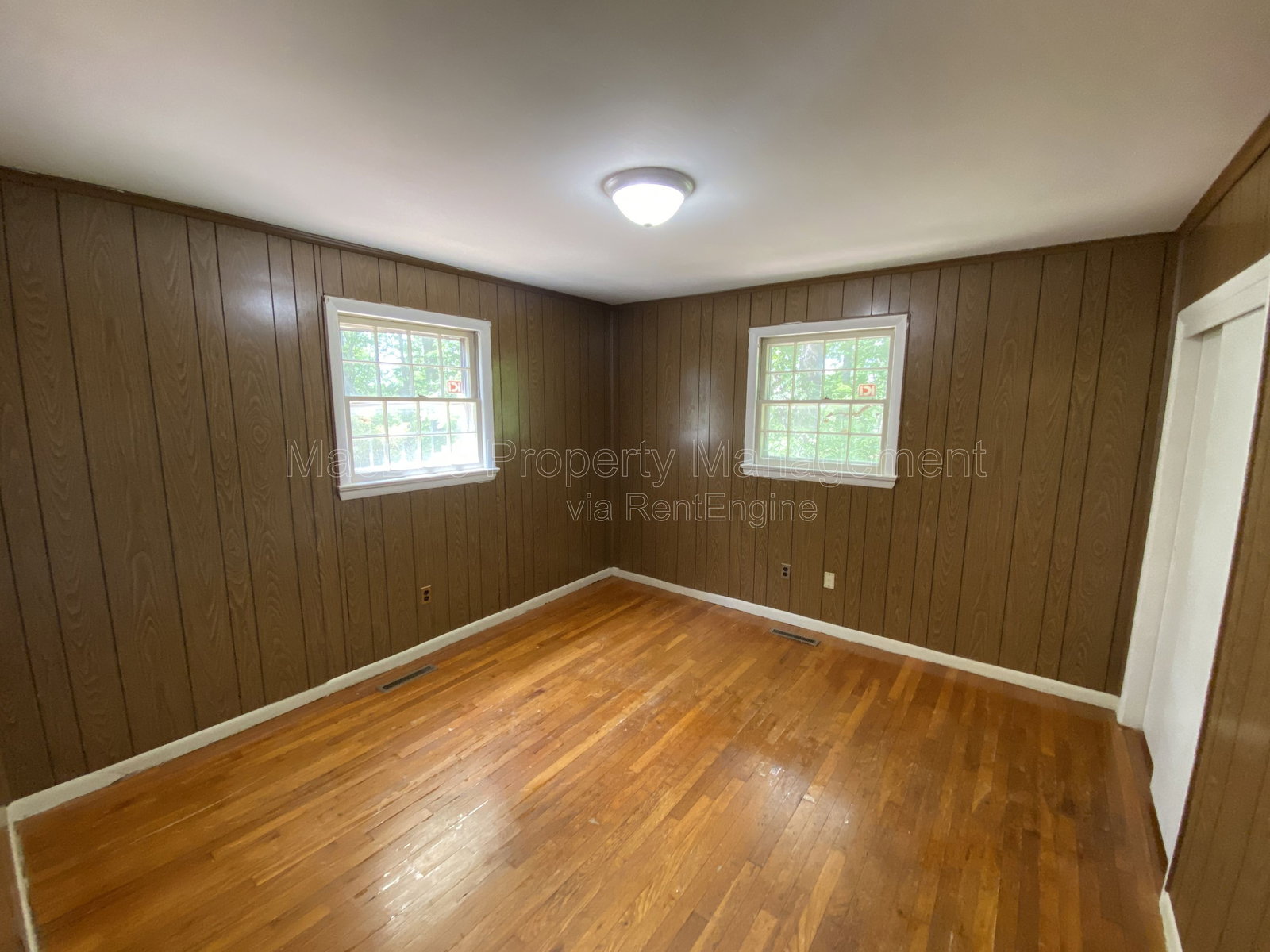 Gallery Image 18