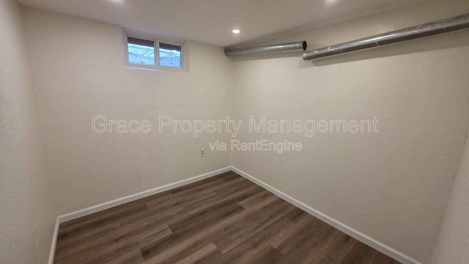 Gallery Image 16