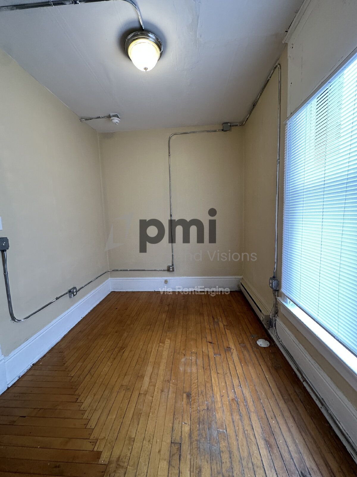 Gallery Image 16