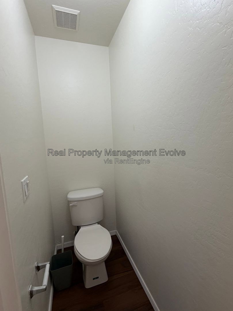 Gallery Image 31