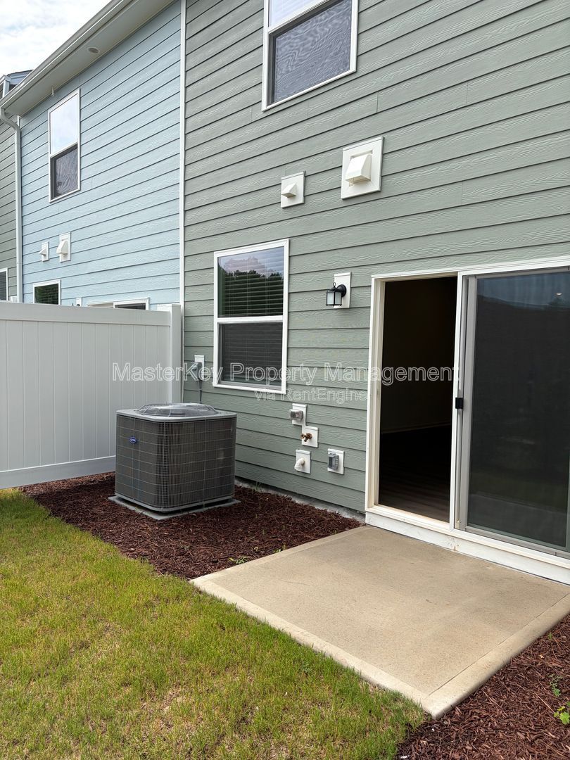 Gallery Image 17