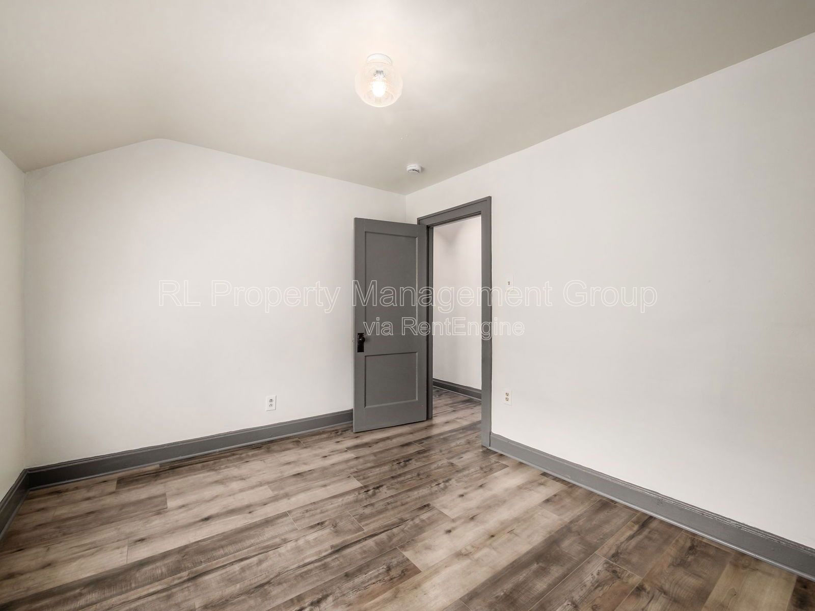 Gallery Image 19