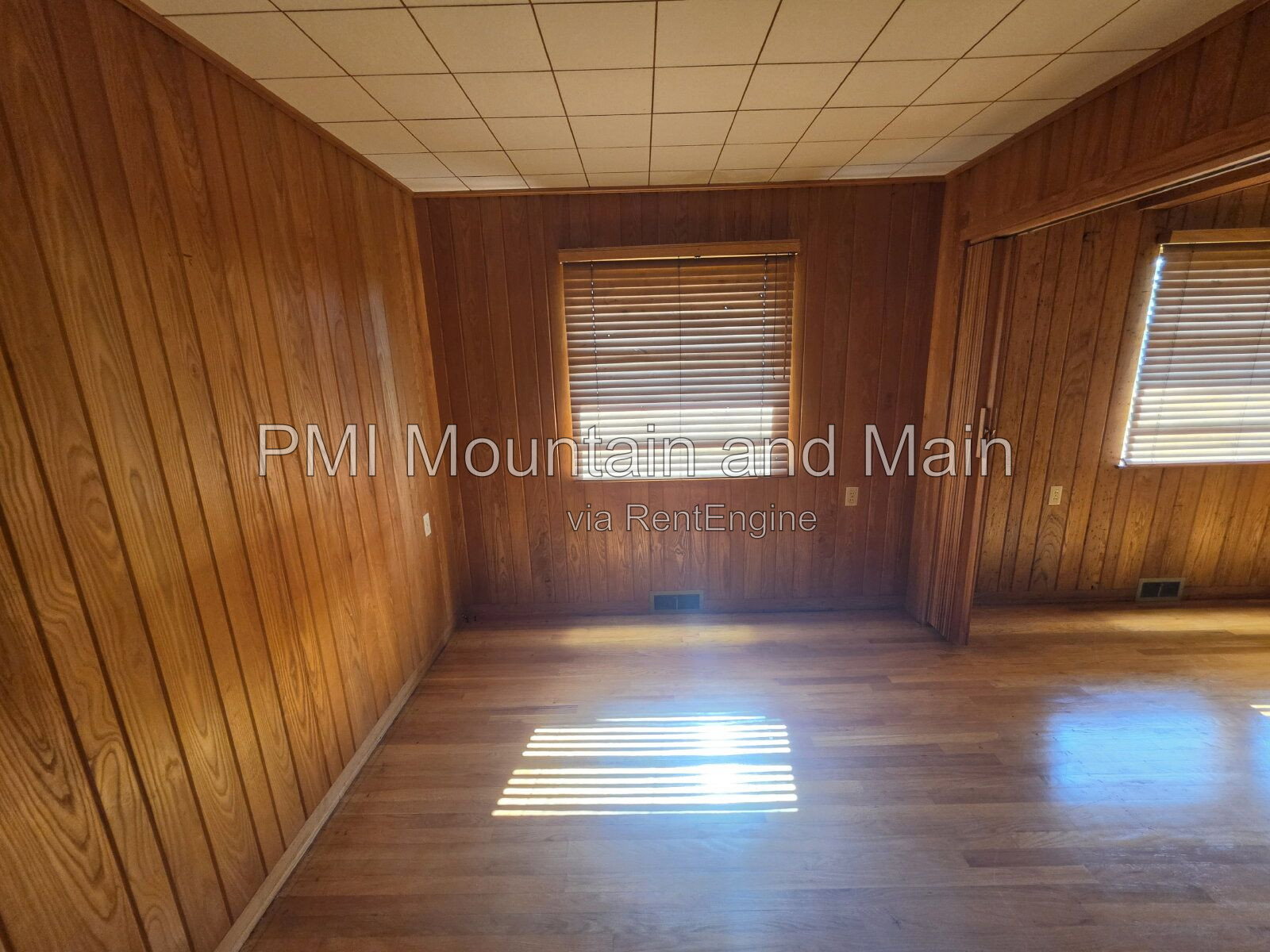 Gallery Image 16