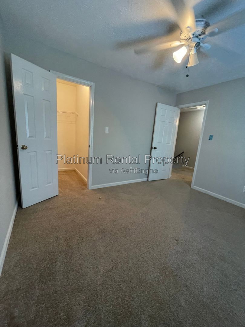 Gallery Image 33