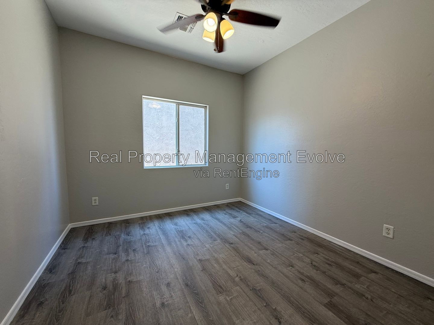 Gallery Image 16