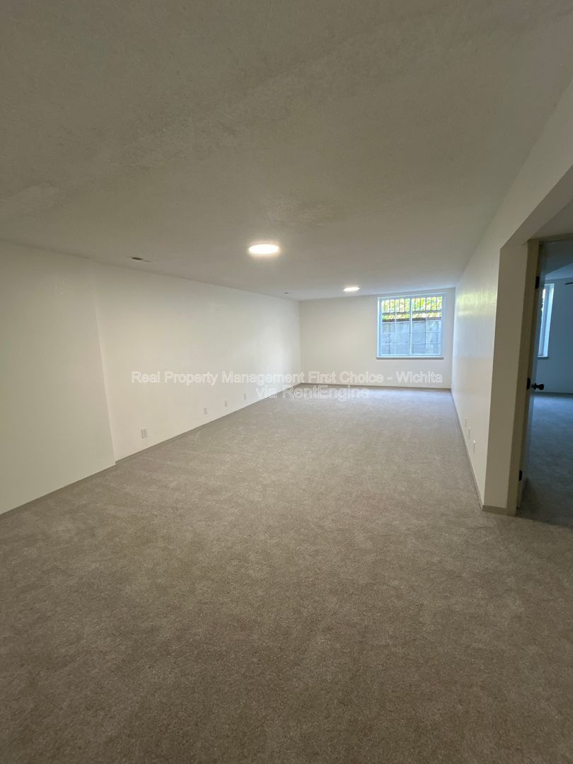 Gallery Image 34