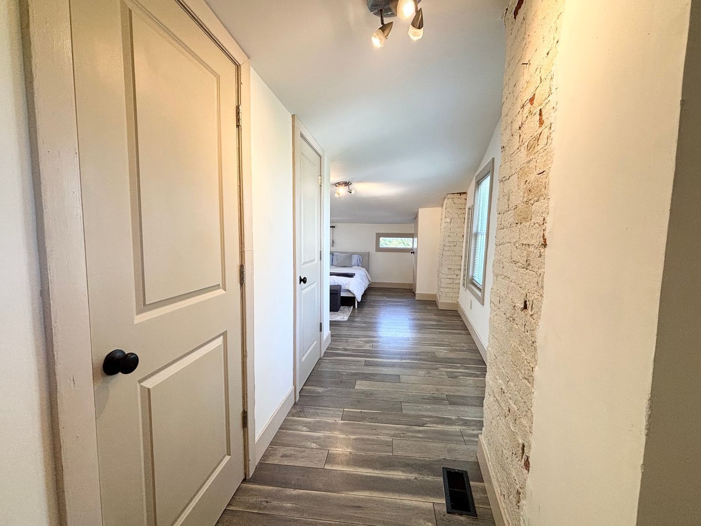 Gallery Image 14
