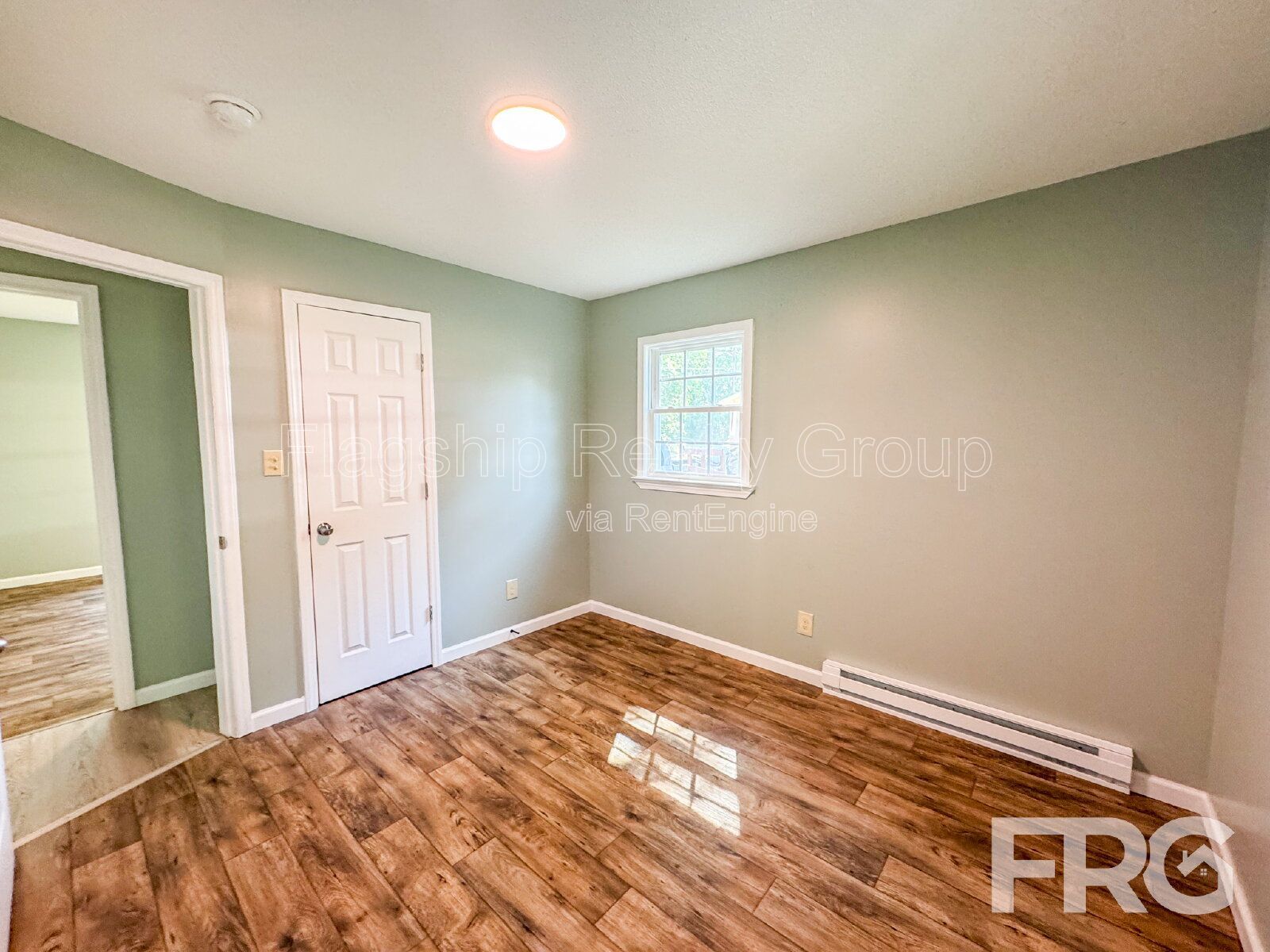 Gallery Image 16