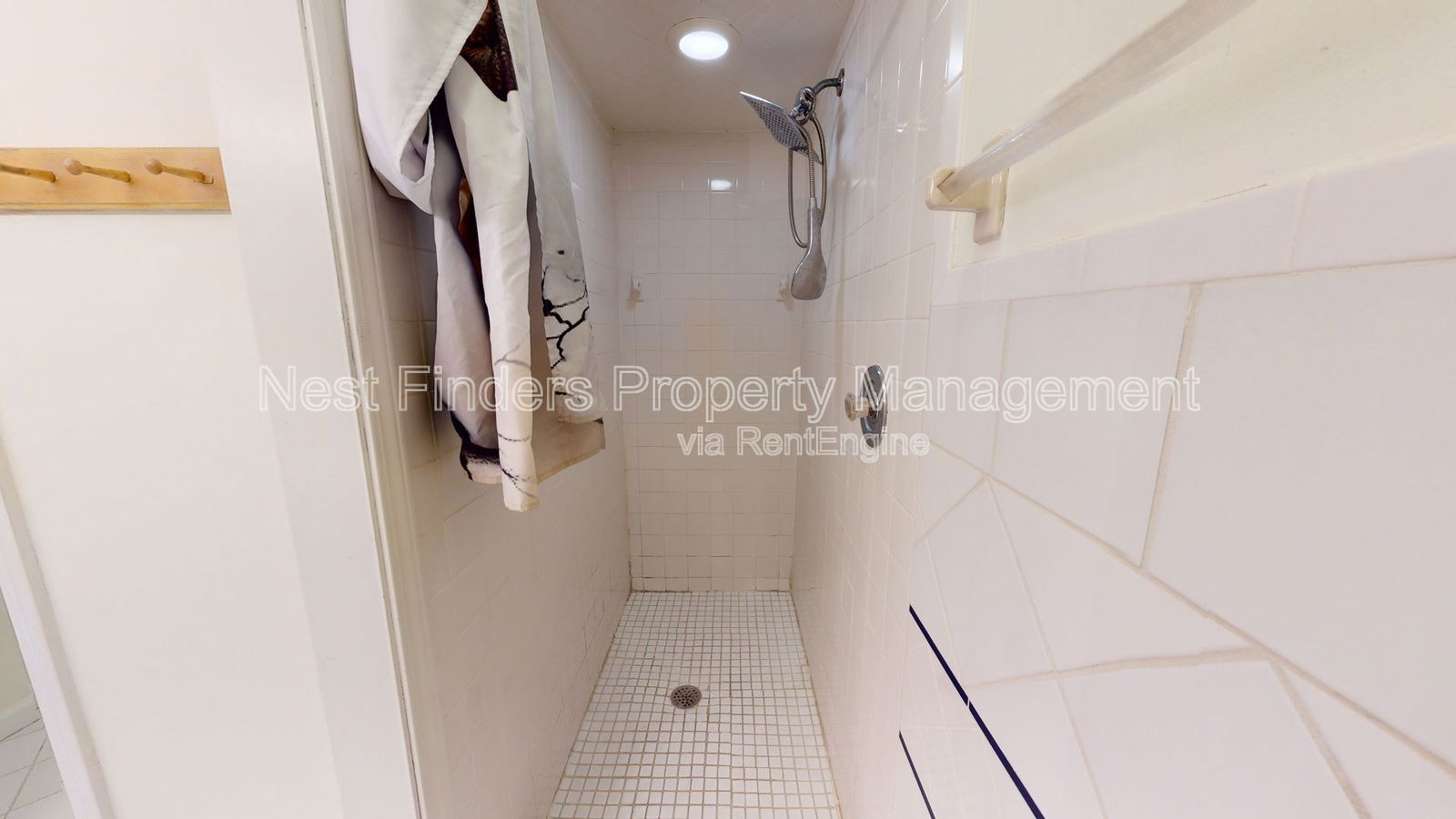 Gallery Image 18