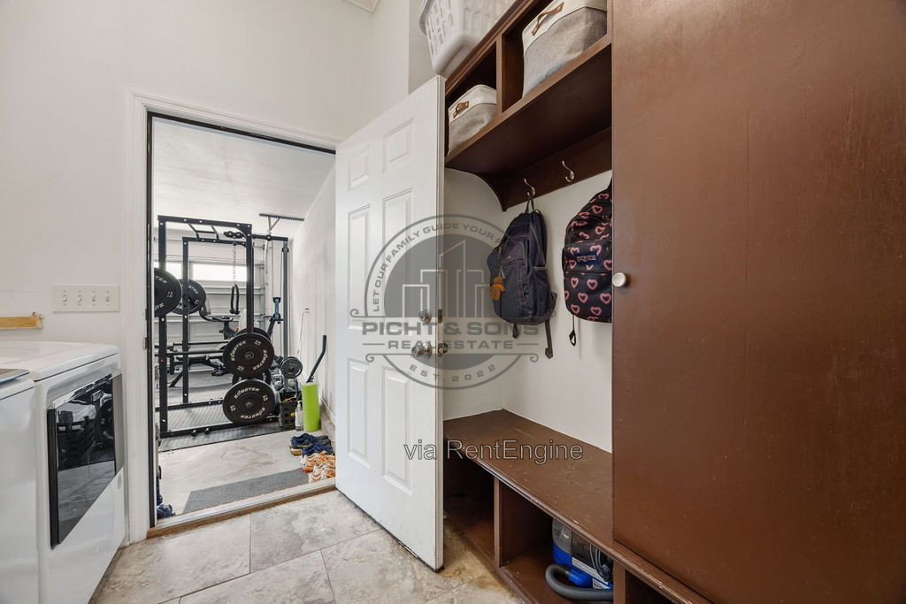 Gallery Image 59