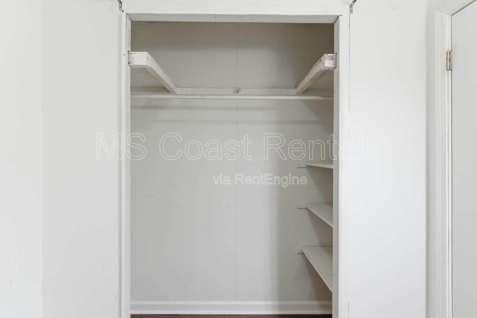 Gallery Image 22