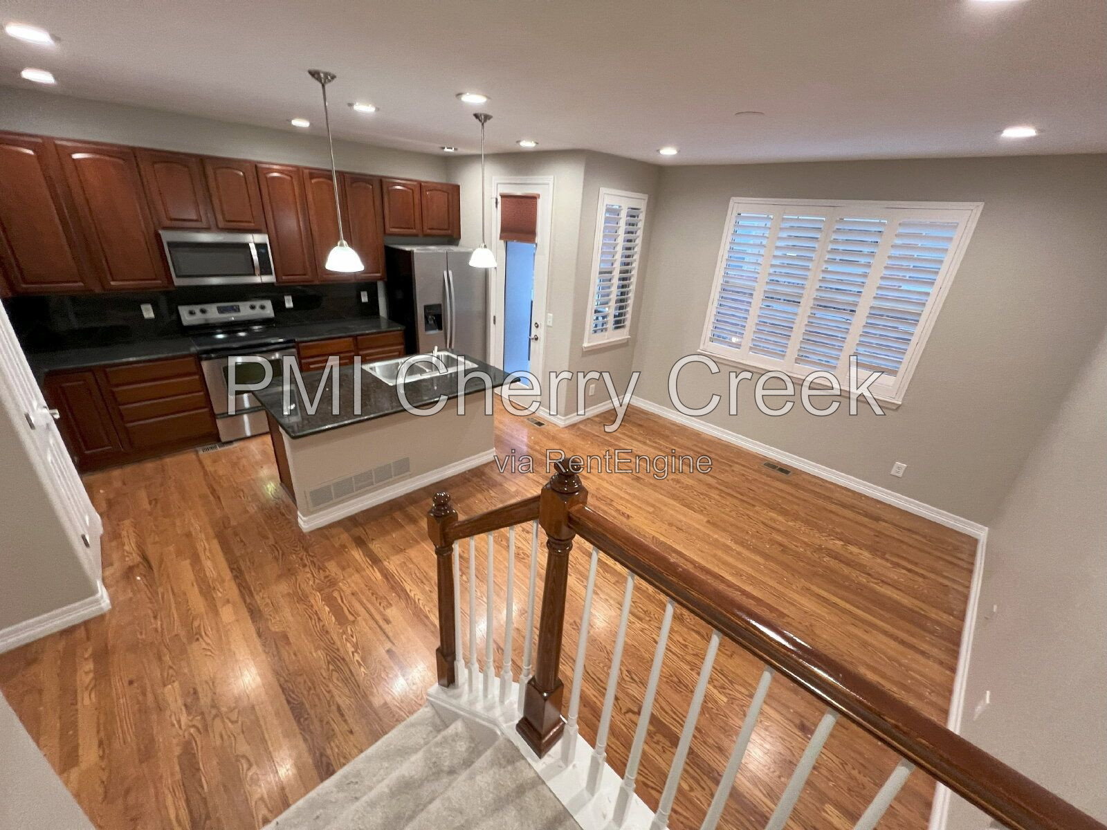Gallery Image 18