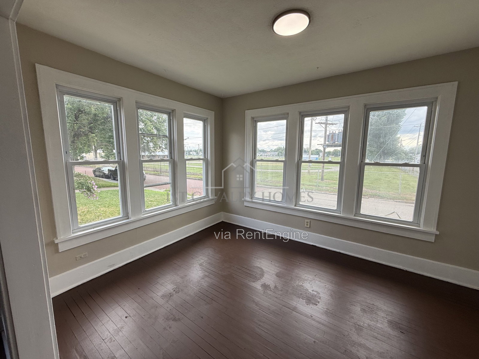 Gallery Image 42