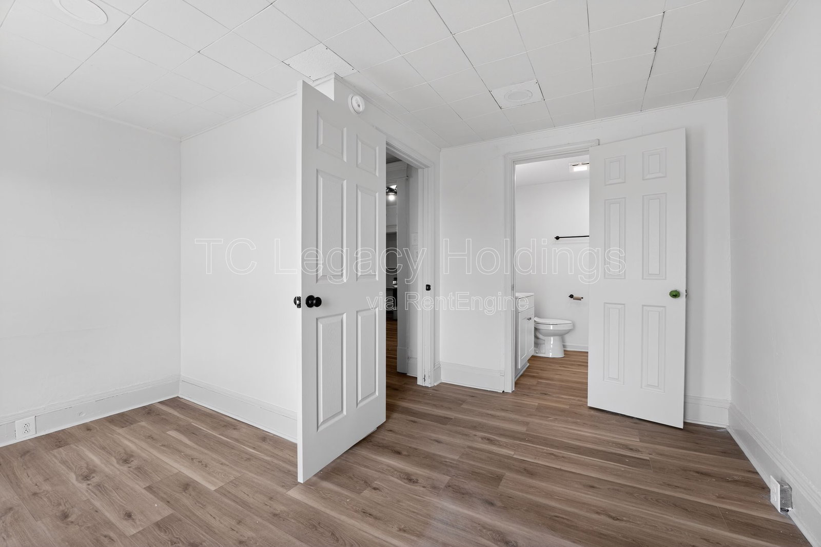 Gallery Image 14