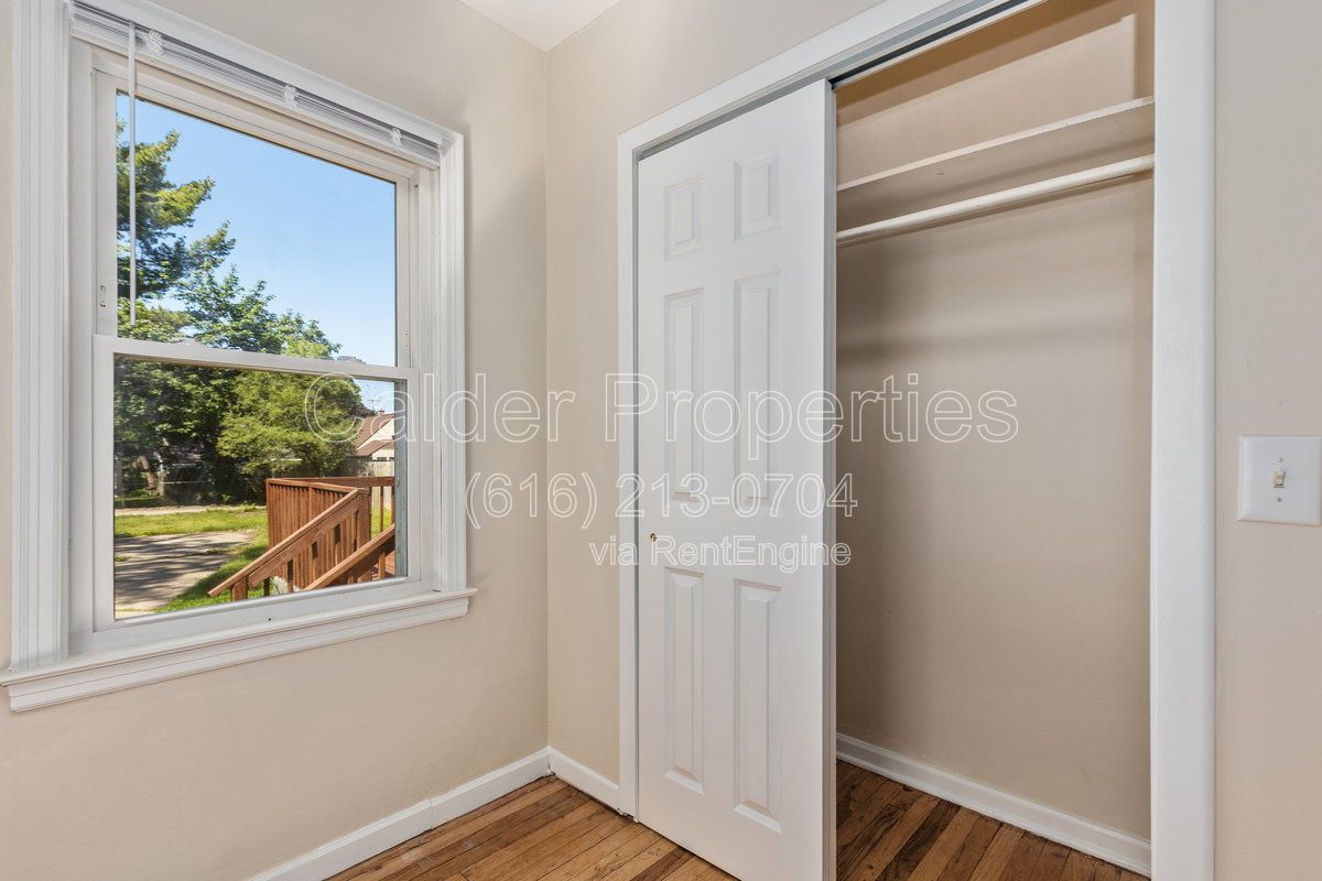 Gallery Image 14