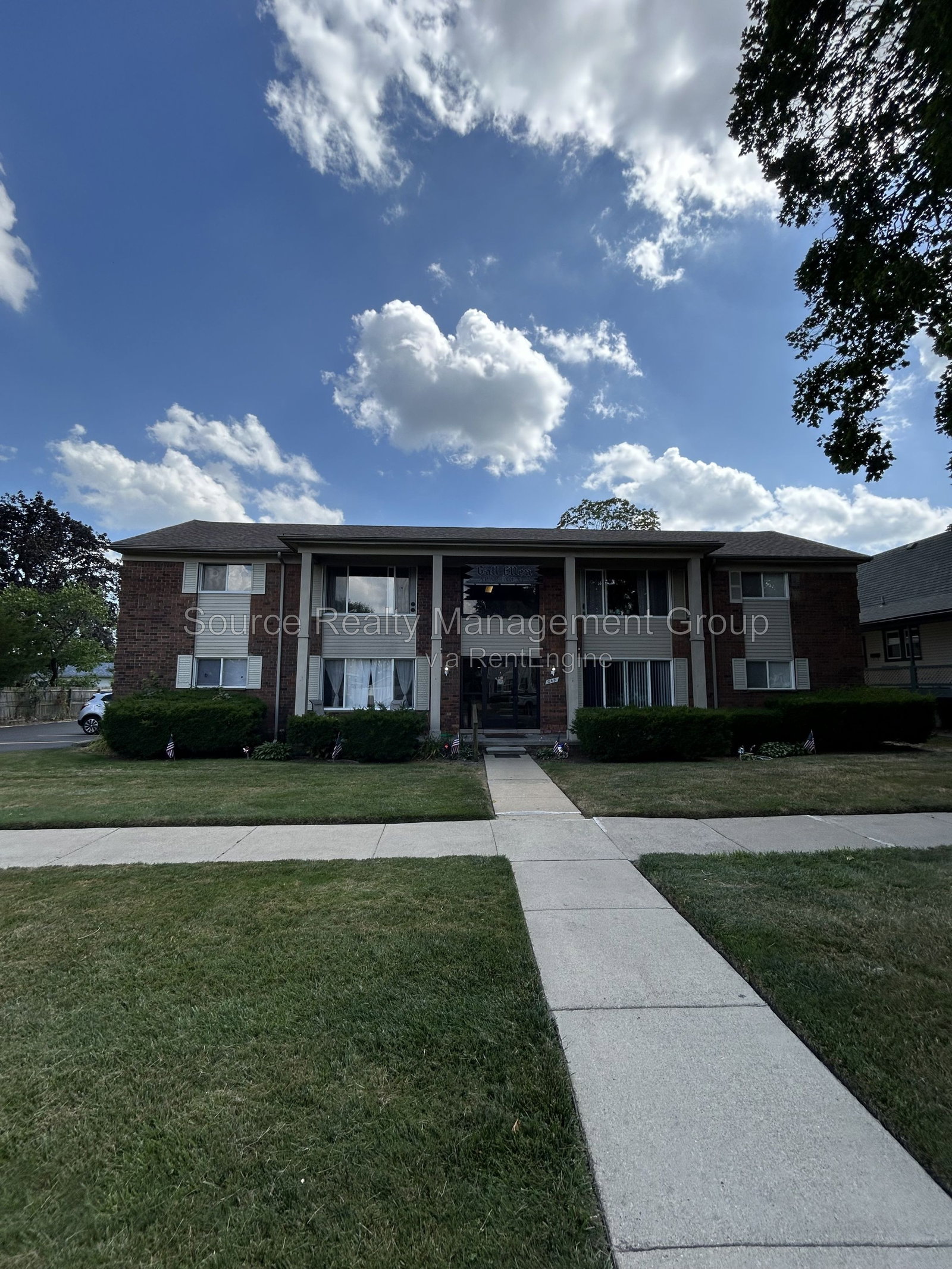 Gallery Image 13