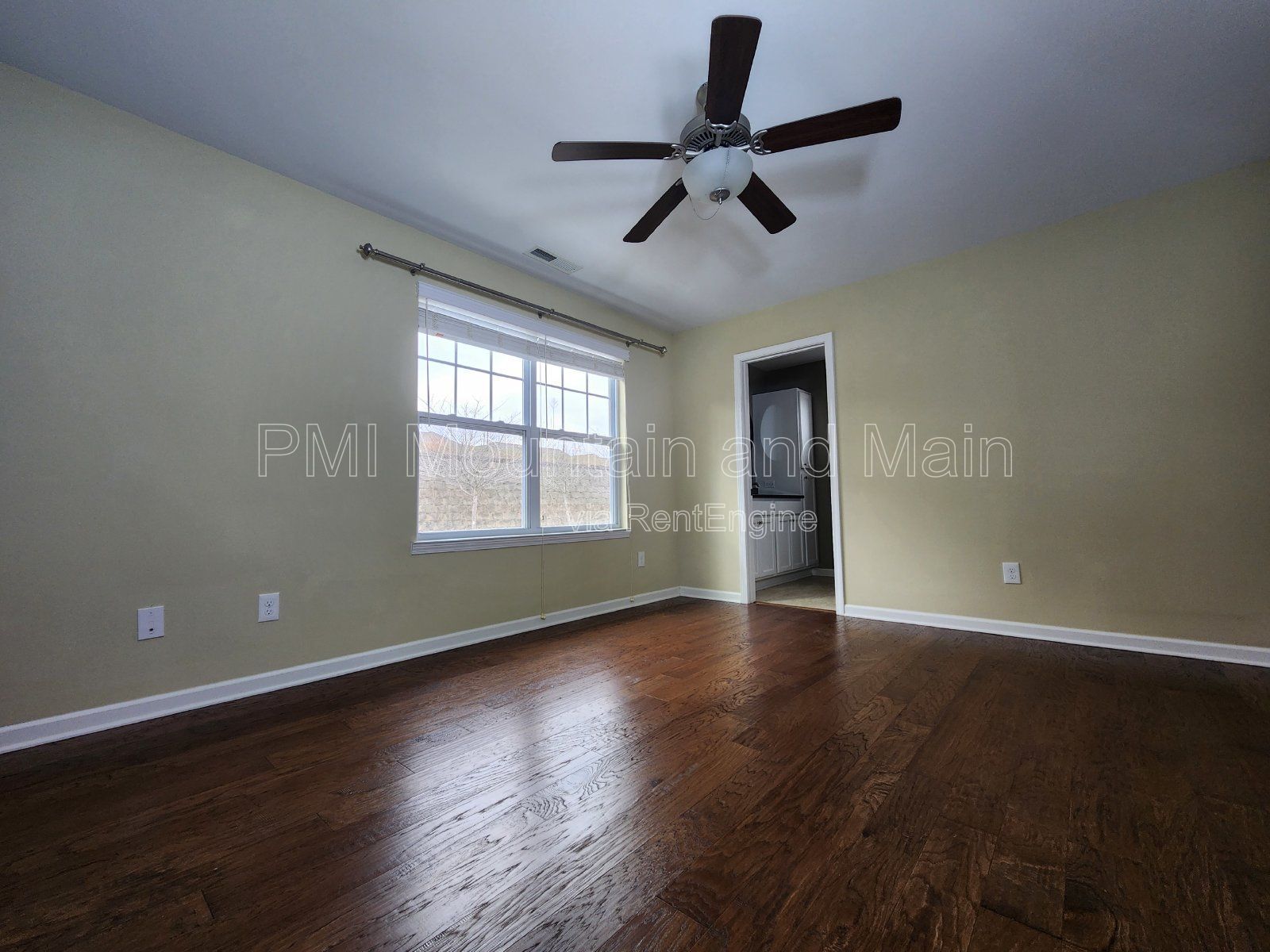 Gallery Image 19