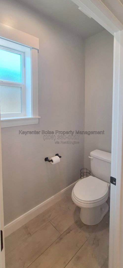 Gallery Image 18