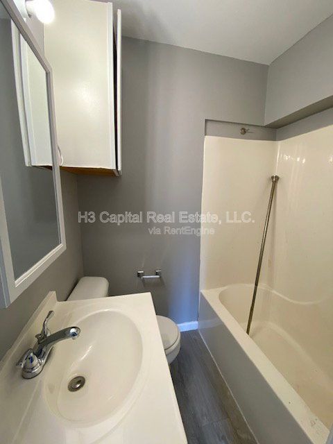 Gallery Image 14
