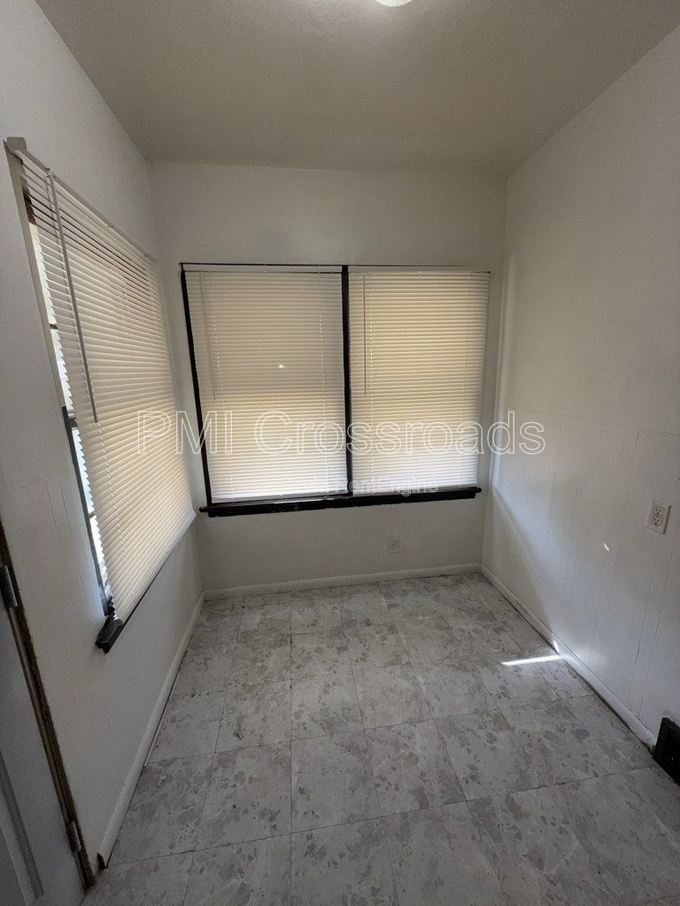 Gallery Image 25