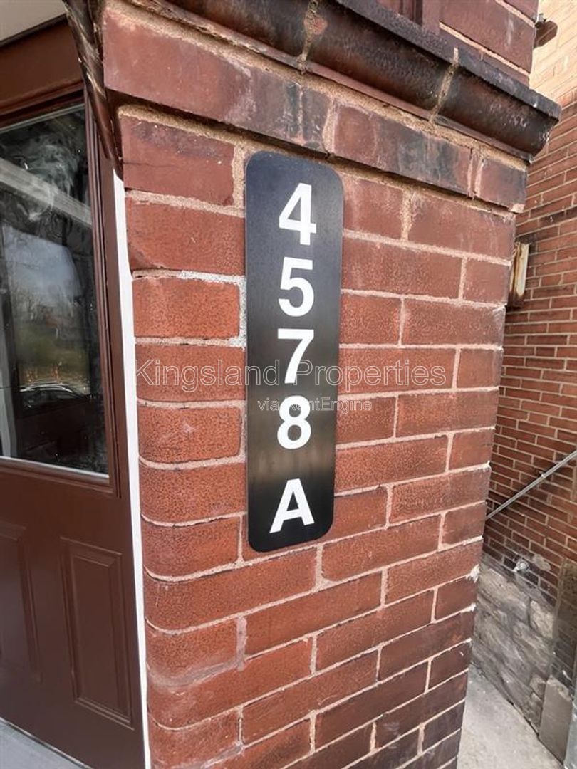 Gallery Image 0