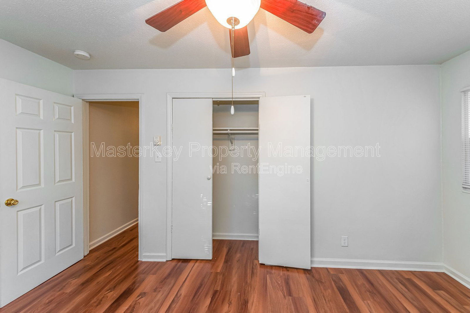 Gallery Image 18