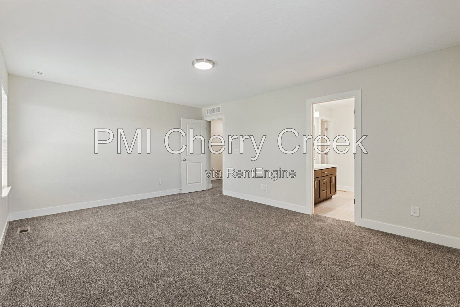 Gallery Image 21