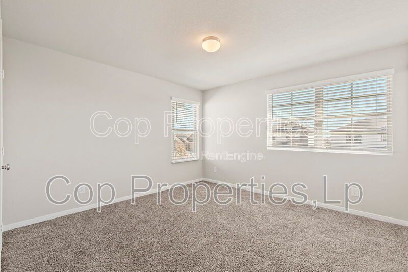 Gallery Image 33