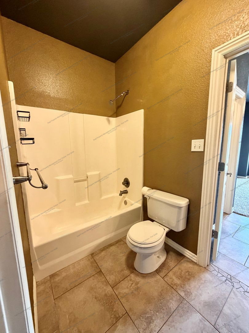 Gallery Image 37
