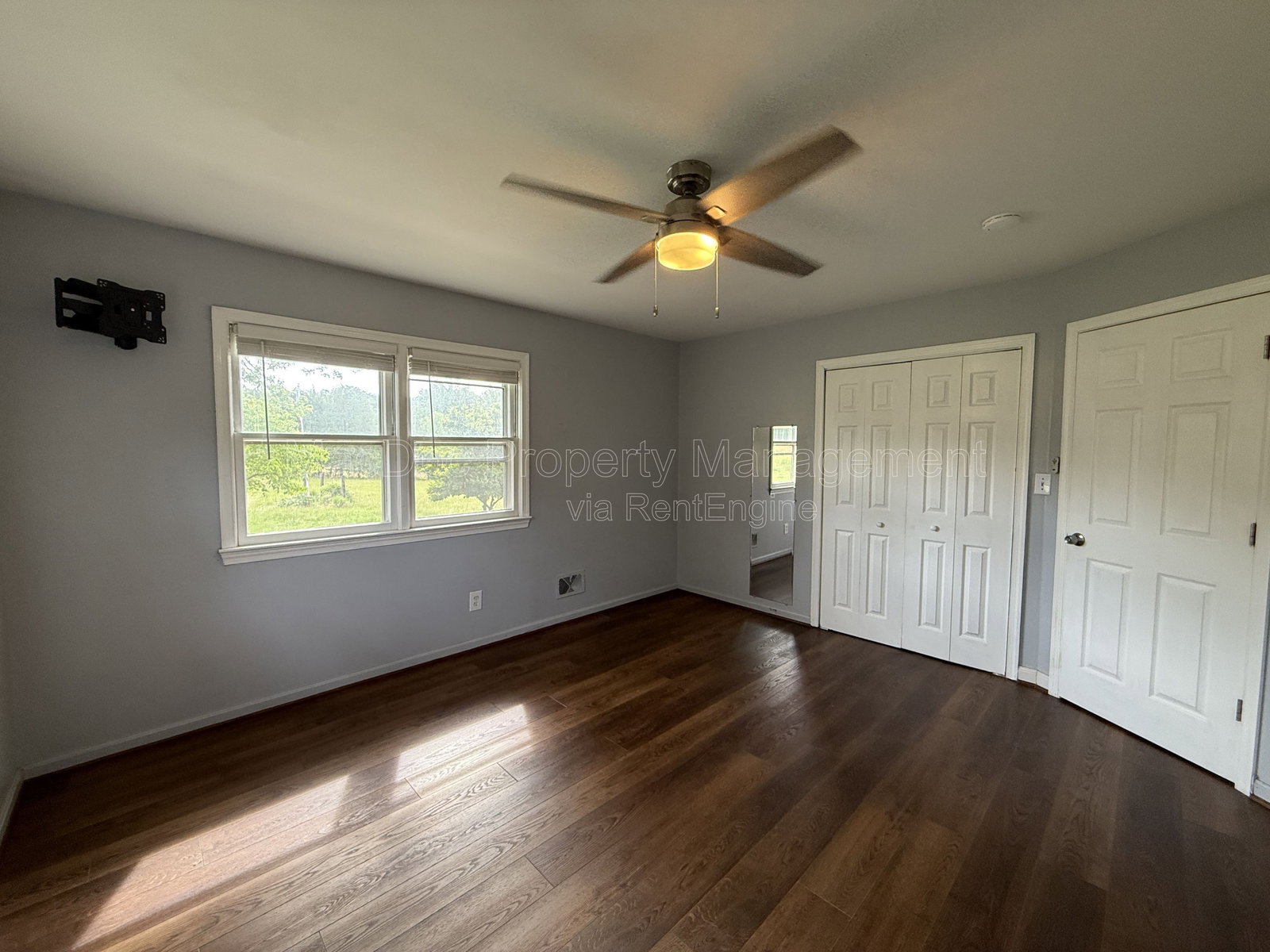 Gallery Image 18