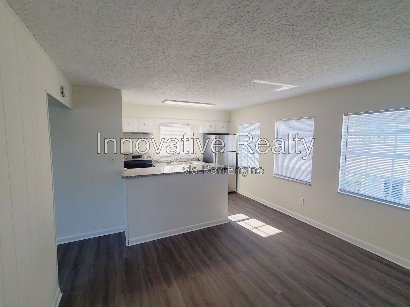 Gallery Image 0
