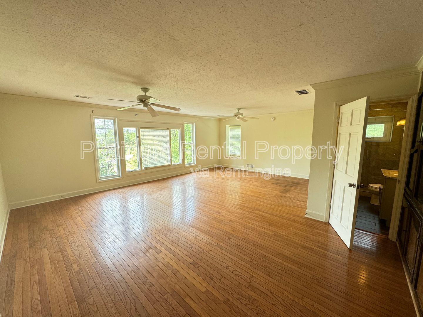 Gallery Image 30