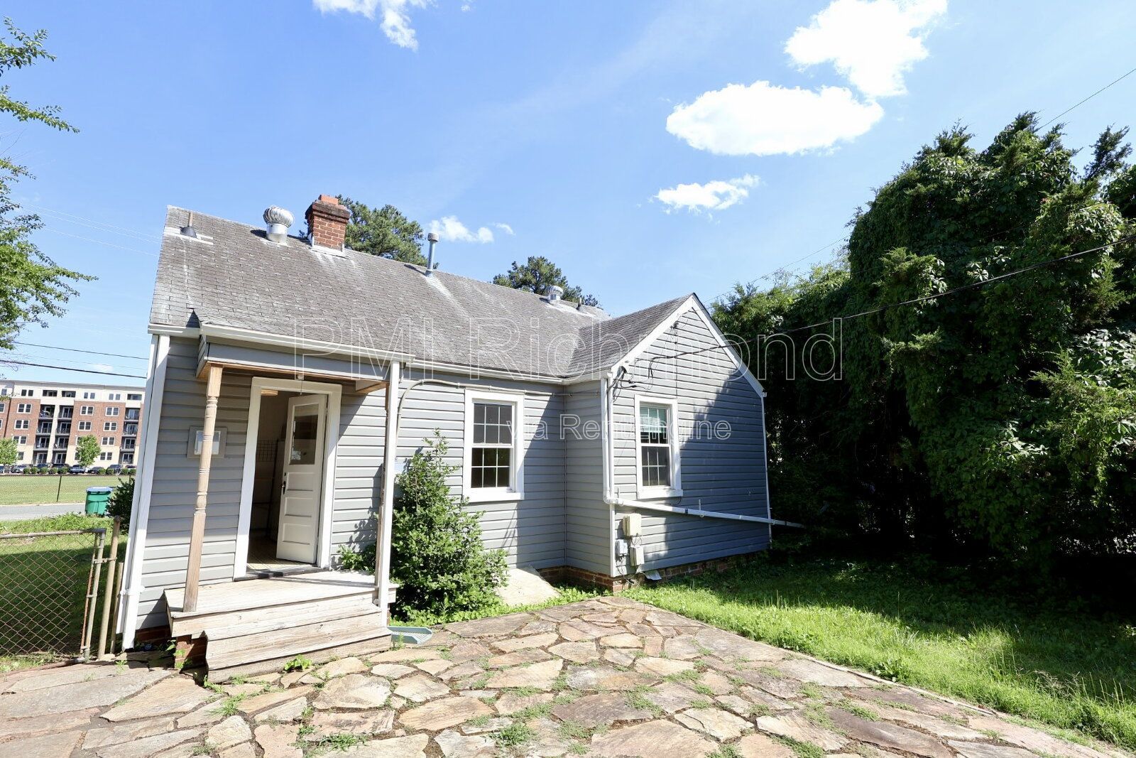 Gallery Image 17