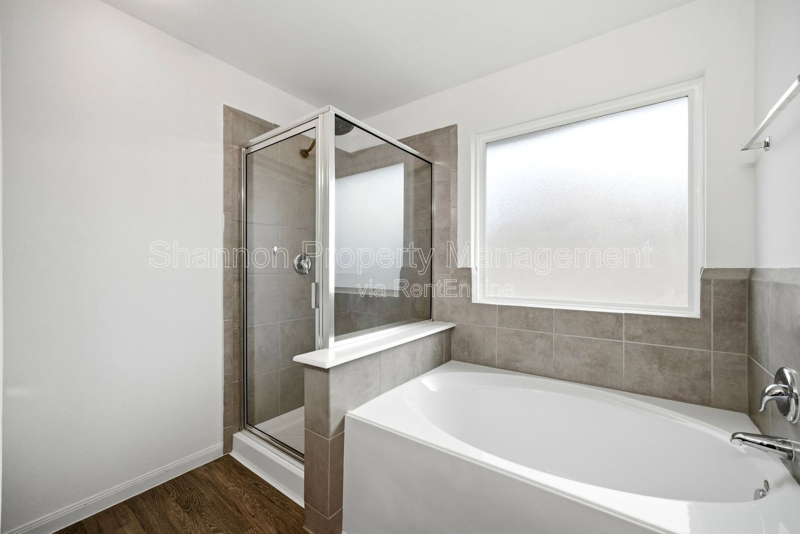 Gallery Image 23
